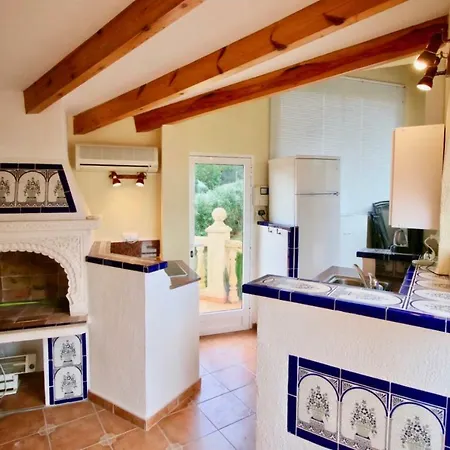 Don Quijote Se By Carlosferien Villa *